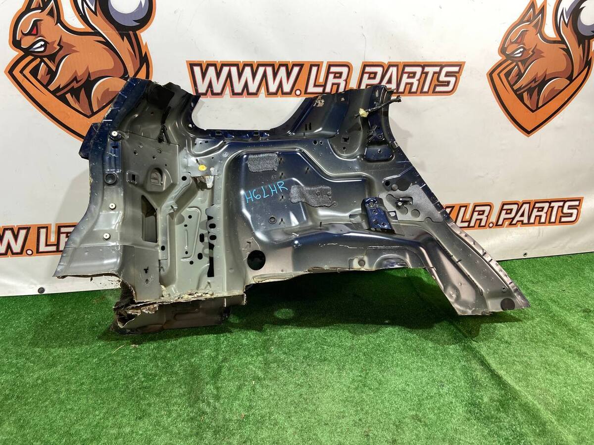 LR128444 Część tylna lewa rest 2019- Land Rover Discovery Sport L550 (2015-) Używany